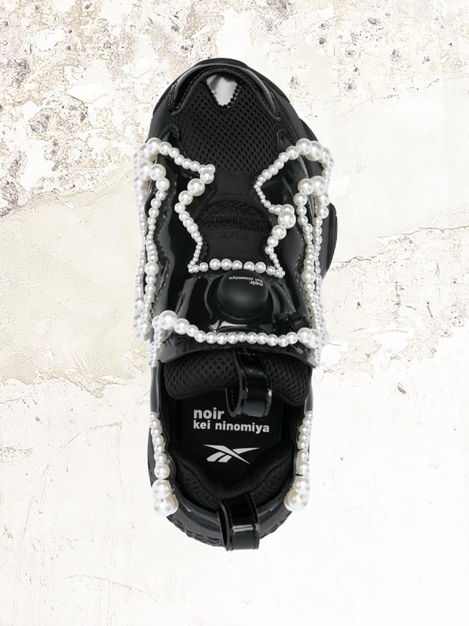 Noir Kei Ninomiya x Reebok pearl-embellished sneakers