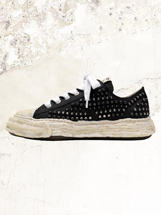 Maison Mihara Yasuhiro PETERSON23 Studded Canvas Low-top Sneaker
