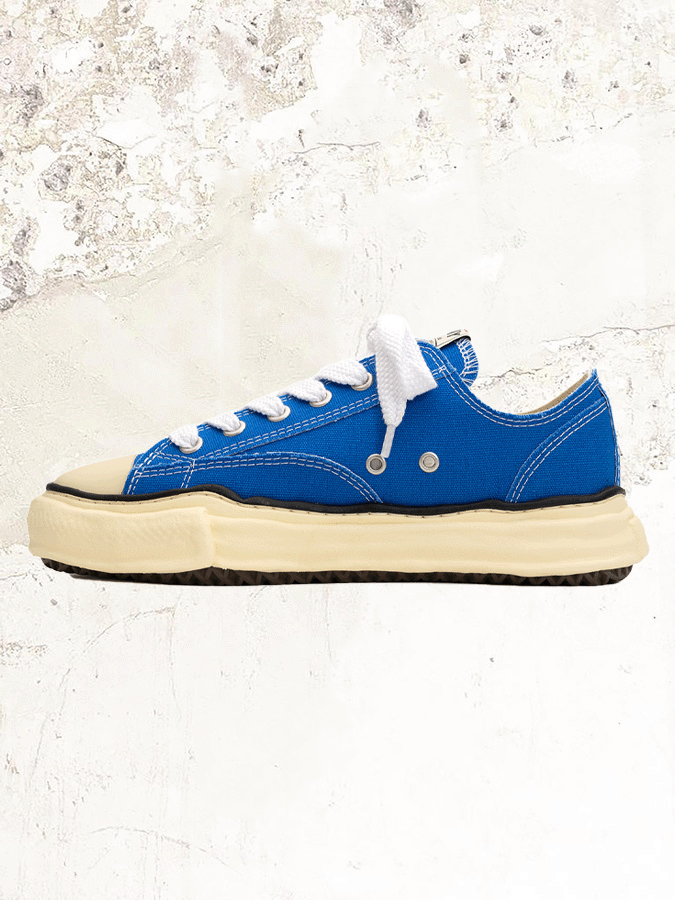 Maison Mihara Yashiro "PETERSON"  Canvas Low-top Sneaker