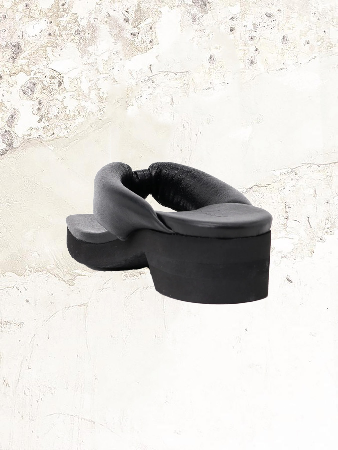 YOHJI YAMAMOTO SOFT SMOOTH LEATHER HEEL GETA – MDE