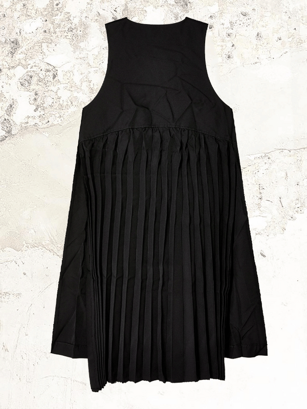 Black Comme Des Garçons pleat-detail dress